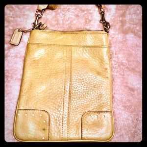 Coach hobo crossover purse w/ detachable strap